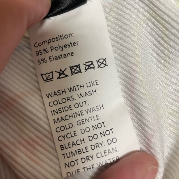 NWOT- Patterned One Shoulder Body Suit - Picture 4 of 4